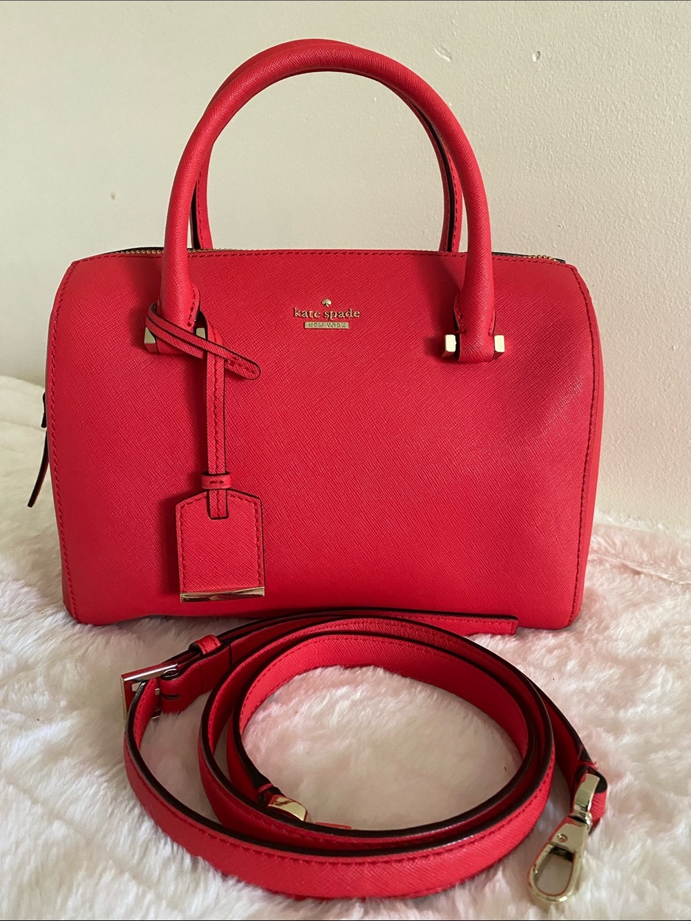 Kate Spade Cameron Street Large Lane in Bright Red Crosshatched Leather